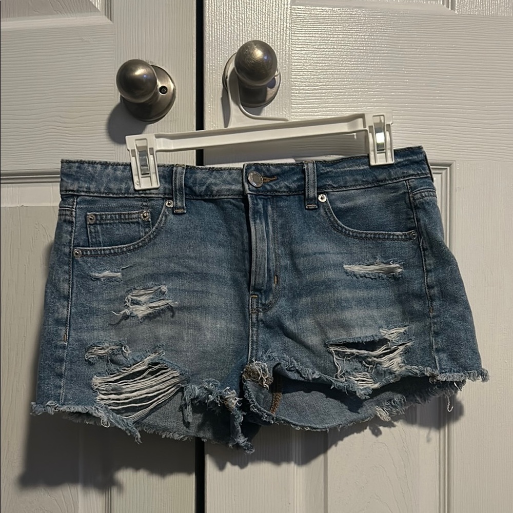 AE Denim Distressed Women Shorts